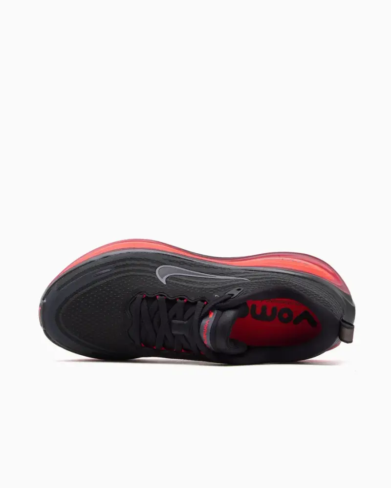 Nike Vomero Plus Homme « Antracite Bright Crimson »